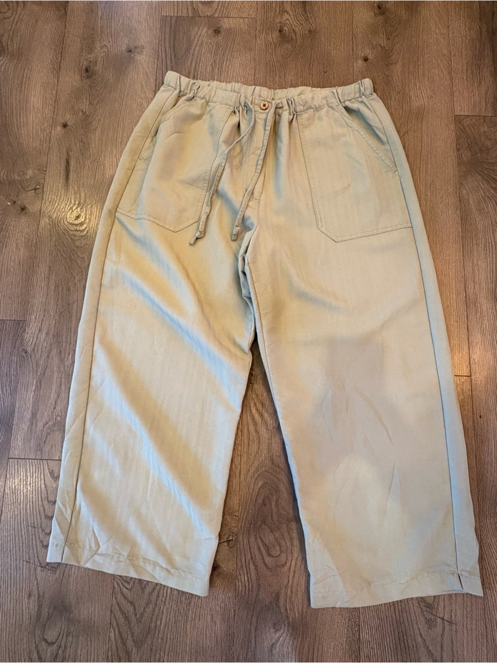 Pale Olive Green Wide Leg Cropped Pants. Perfect light pants for summer!